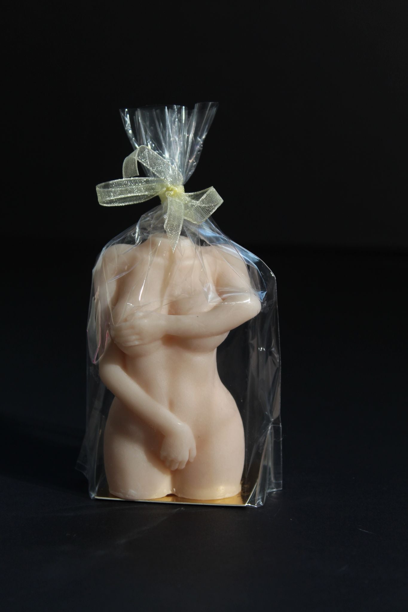 Ziepju figūriņa ''SIEVIETE''