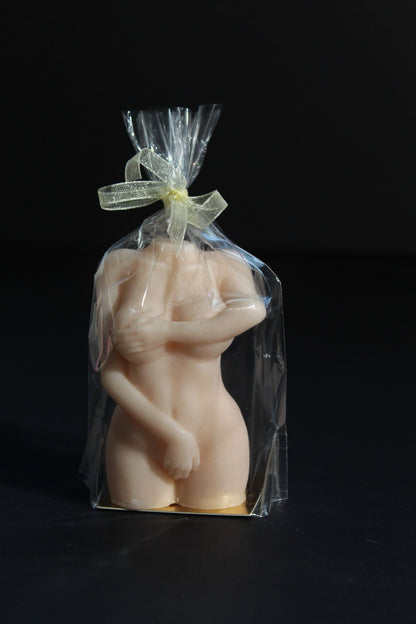 Ziepju figūriņa ''SIEVIETE''